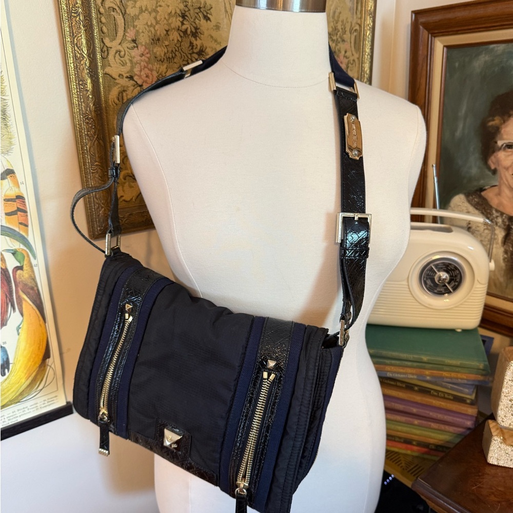 Like new L.A.M.B Gwen Stefani’s Cross Body Bag Black Navy and Gold Women's Bag
